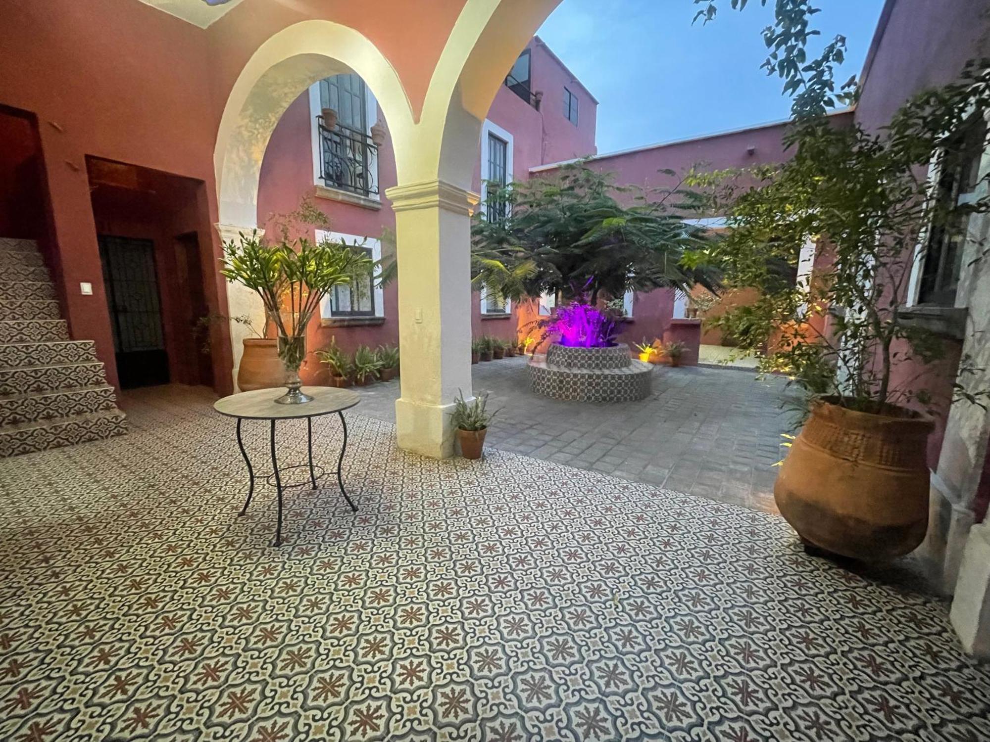 Quinta La Perla Hostel Guadalajara Luaran gambar