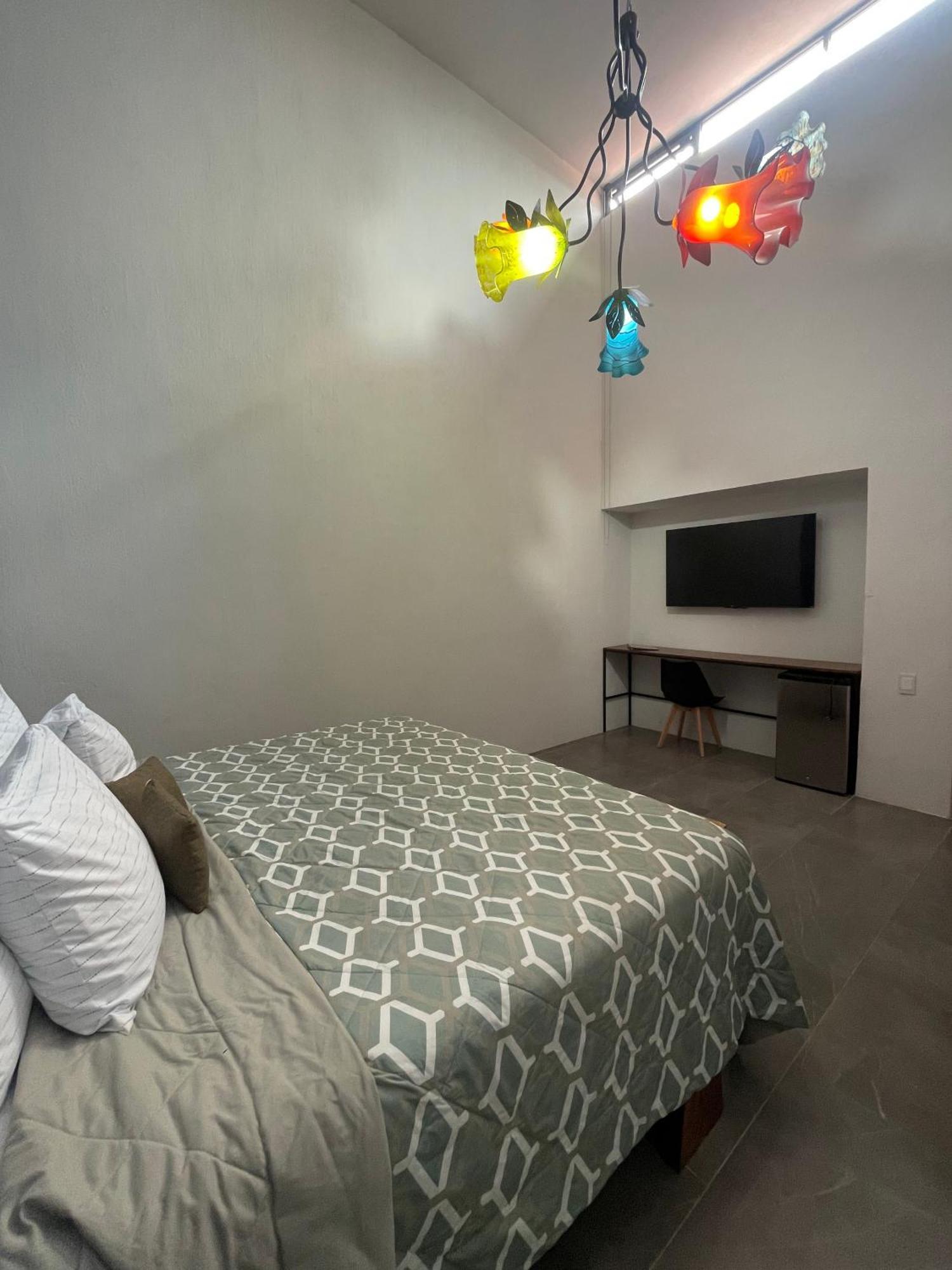 Quinta La Perla Hostel Guadalajara Luaran gambar