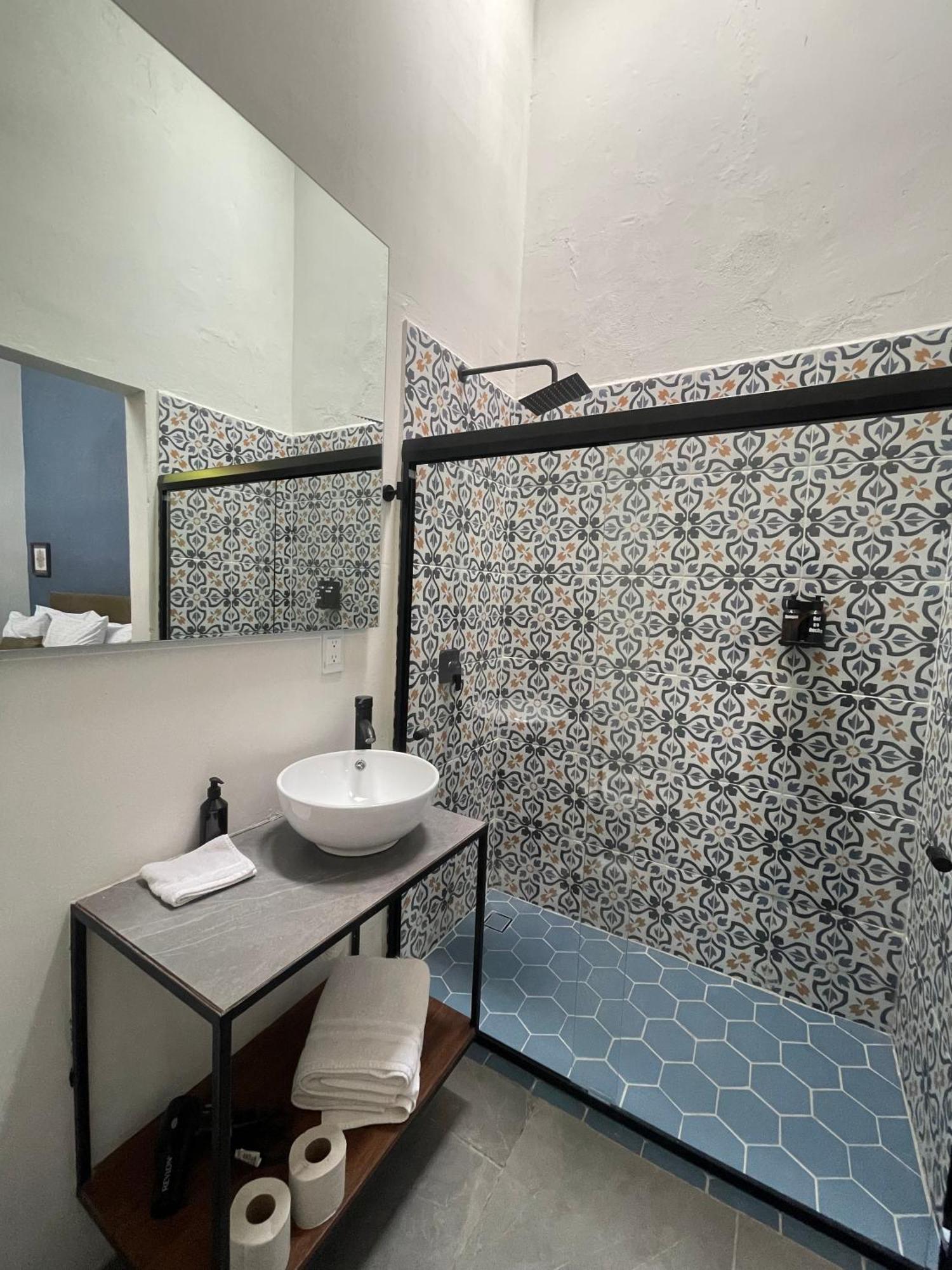 Quinta La Perla Hostel Guadalajara Luaran gambar