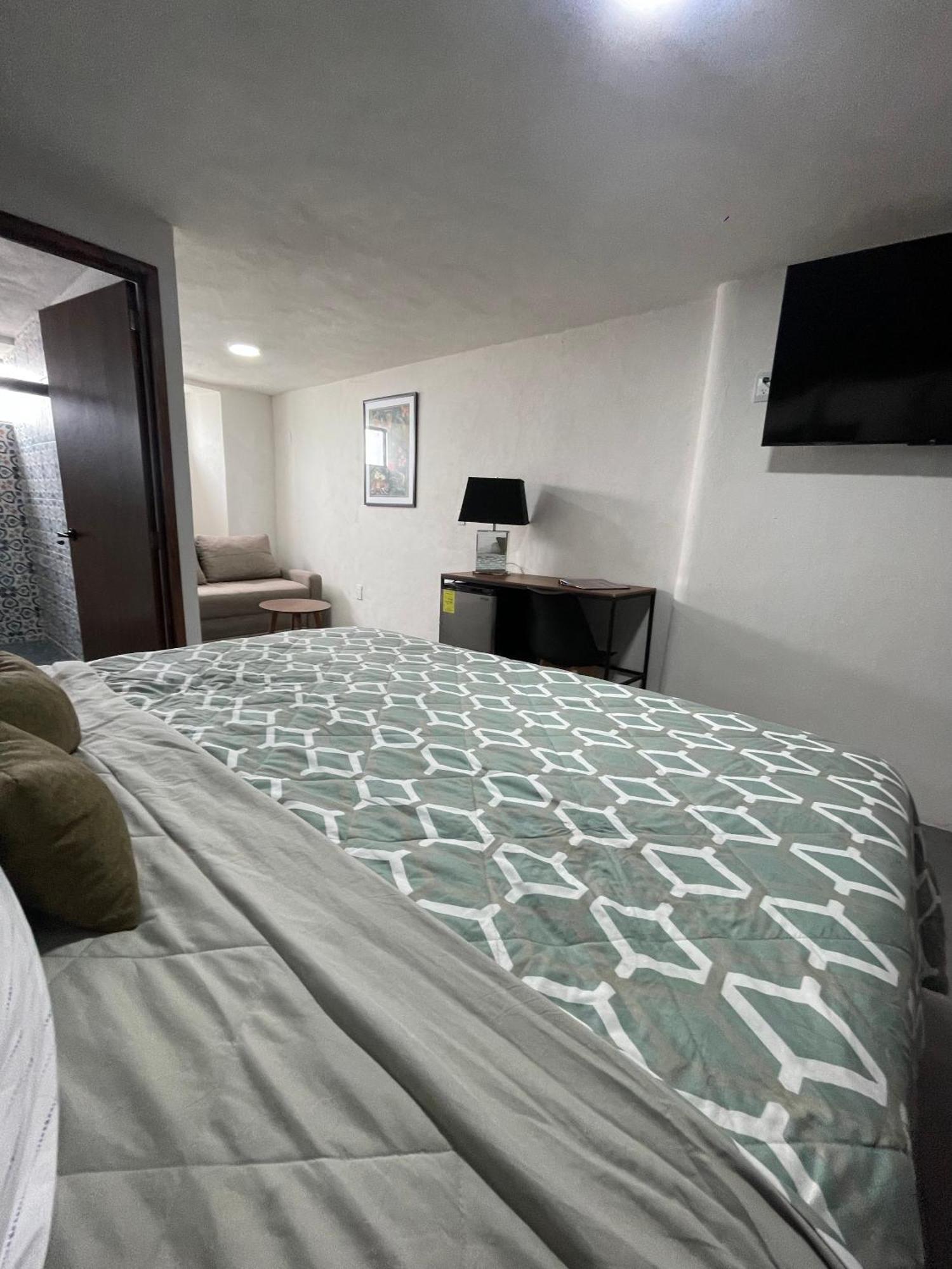 Quinta La Perla Hostel Guadalajara Luaran gambar