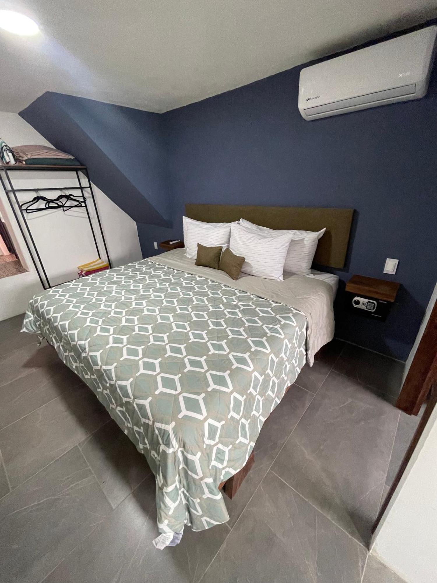 Quinta La Perla Hostel Guadalajara Luaran gambar