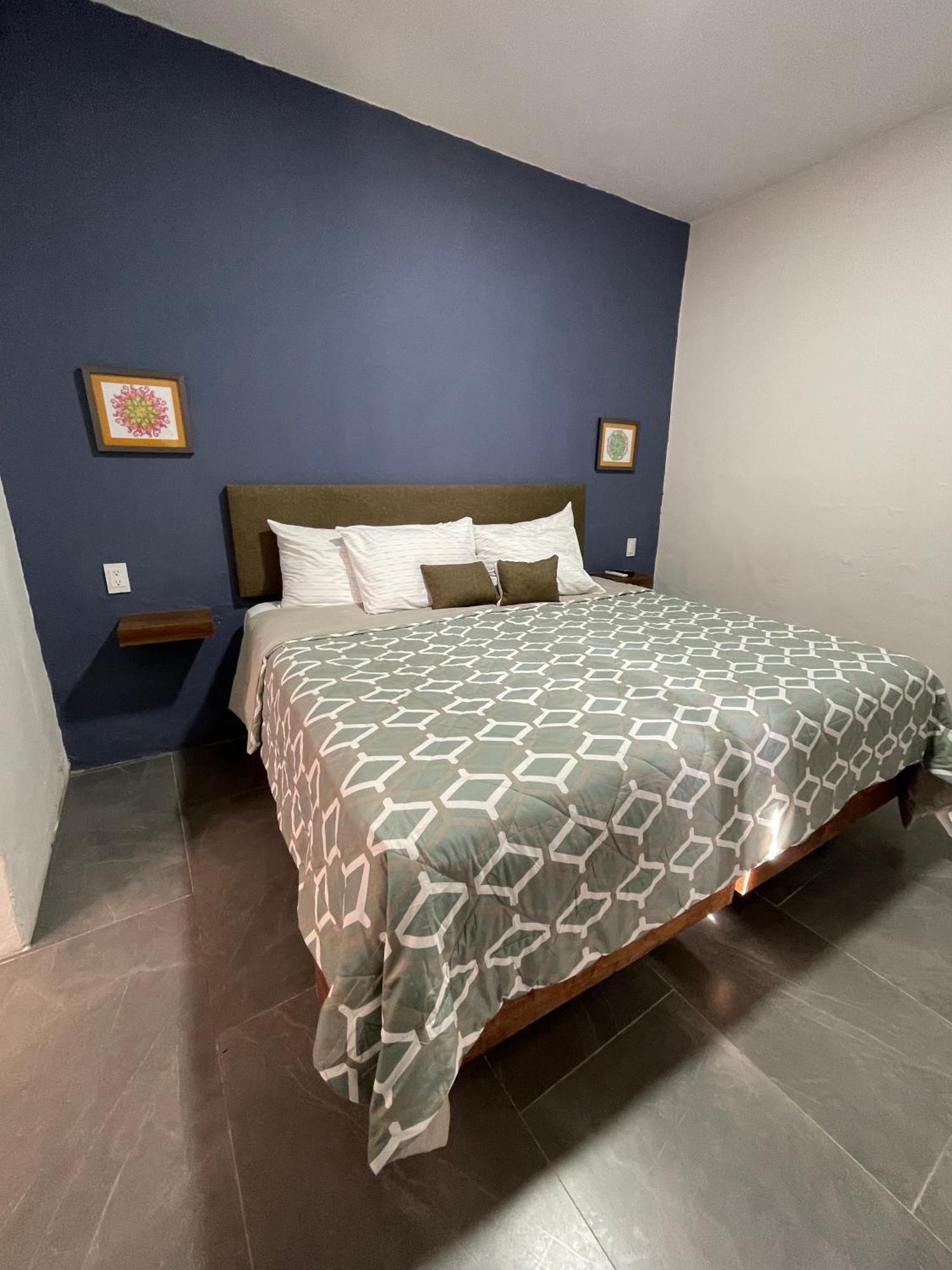 Quinta La Perla Hostel Guadalajara Luaran gambar